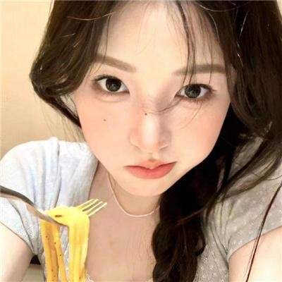 窗户上的阴影